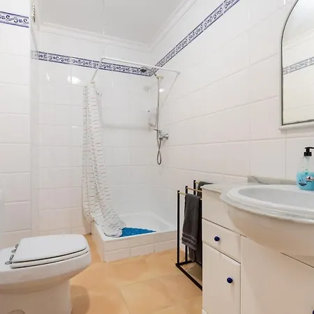 Duplex Flat - 2 Ensuite Bedrooms 5 Mins From Appartement