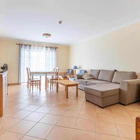 Duplex Flat - 2 Ensuite Bedrooms 5 Mins From Apartment Portimao