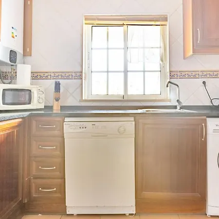 Duplex Flat - 2 Ensuite Bedrooms 5 Mins From Apartment Portimao