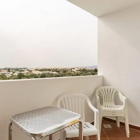 Duplex Flat - 2 Ensuite Bedrooms 5 Mins From Apartment *