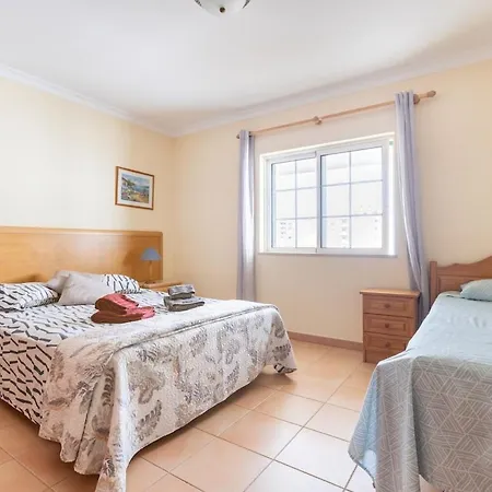 Duplex Flat - 2 Ensuite Bedrooms 5 Mins From Portimao