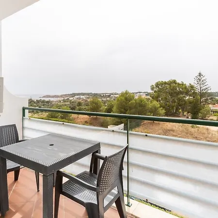 Apartment Duplex Flat - 2 Ensuite Bedrooms 5 Mins From Portimao